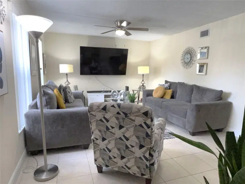 Picture of 16 Meacham Lane 16, Tamarac FL 33319