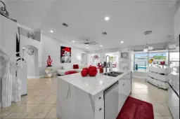 Picture of 202 NE 16Th Ter, Cape Coral, FL 33909
