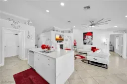 Picture of 202 NE 16Th Ter, Cape Coral, FL 33909