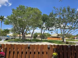 Picture of 9842 Watermill Circle F, Boynton Beach, FL 33437