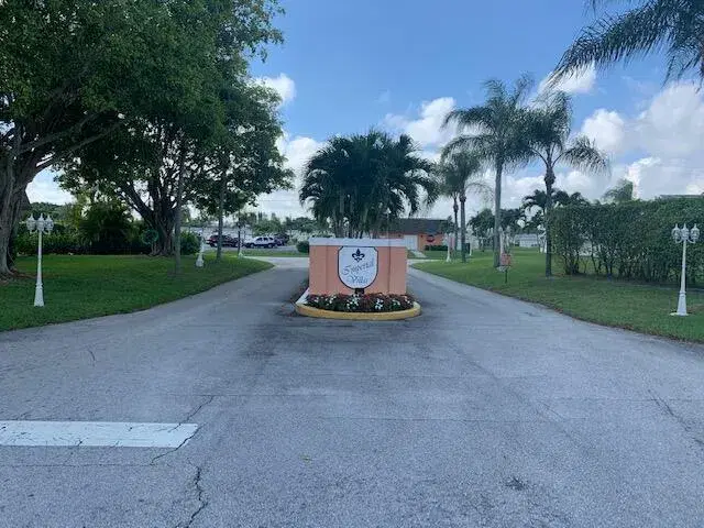 Picture of 2821 Duke Lane, Delray Beach, FL 33445