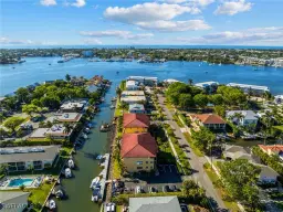 Picture of 1400 Blue Point Ave 202, Naples, FL 34102