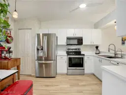Picture of 935 New Waterford Dr F204, Naples, FL 34104