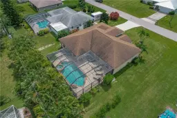 Picture of 901 SW 20Th St, Cape Coral, FL 33991