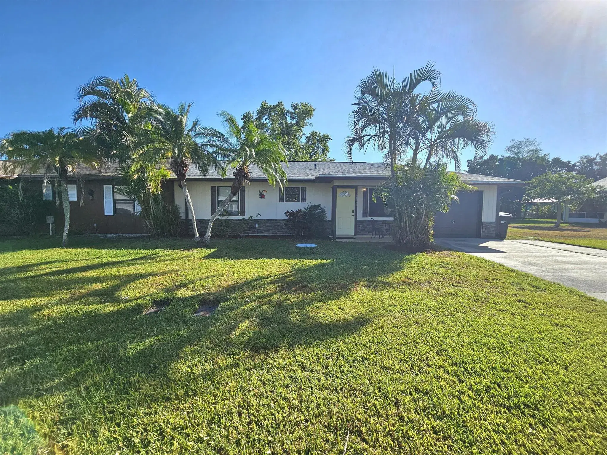 Picture of 5101 SE 44 Street, Okeechobee, FL 34974