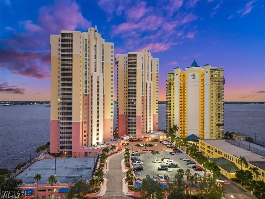 Picture of 2743 1St St 305, Fort Myers, FL 33916