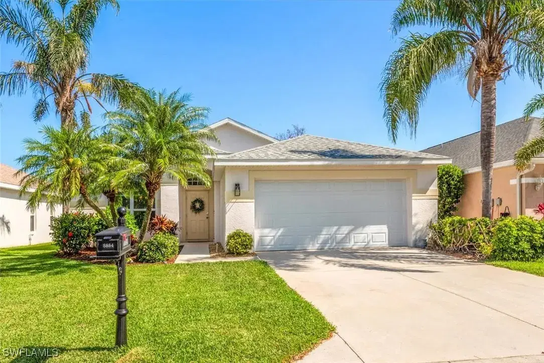 Picture of 8884 Fawn Ridge Dr, Fort Myers, FL 33912