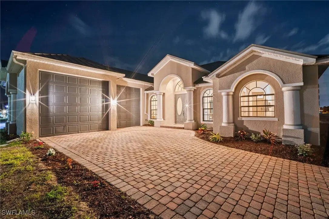 Picture of 4001 NE 9Th Pl, Cape Coral, FL 33909