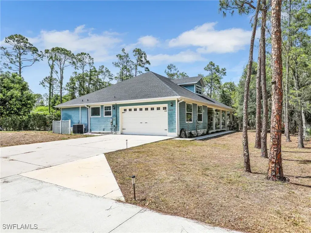 Picture of 24810 Rodas Dr, Bonita Springs, FL 34135