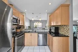 Picture of 14141 N Forest Oak Cir, Davie, FL 33325