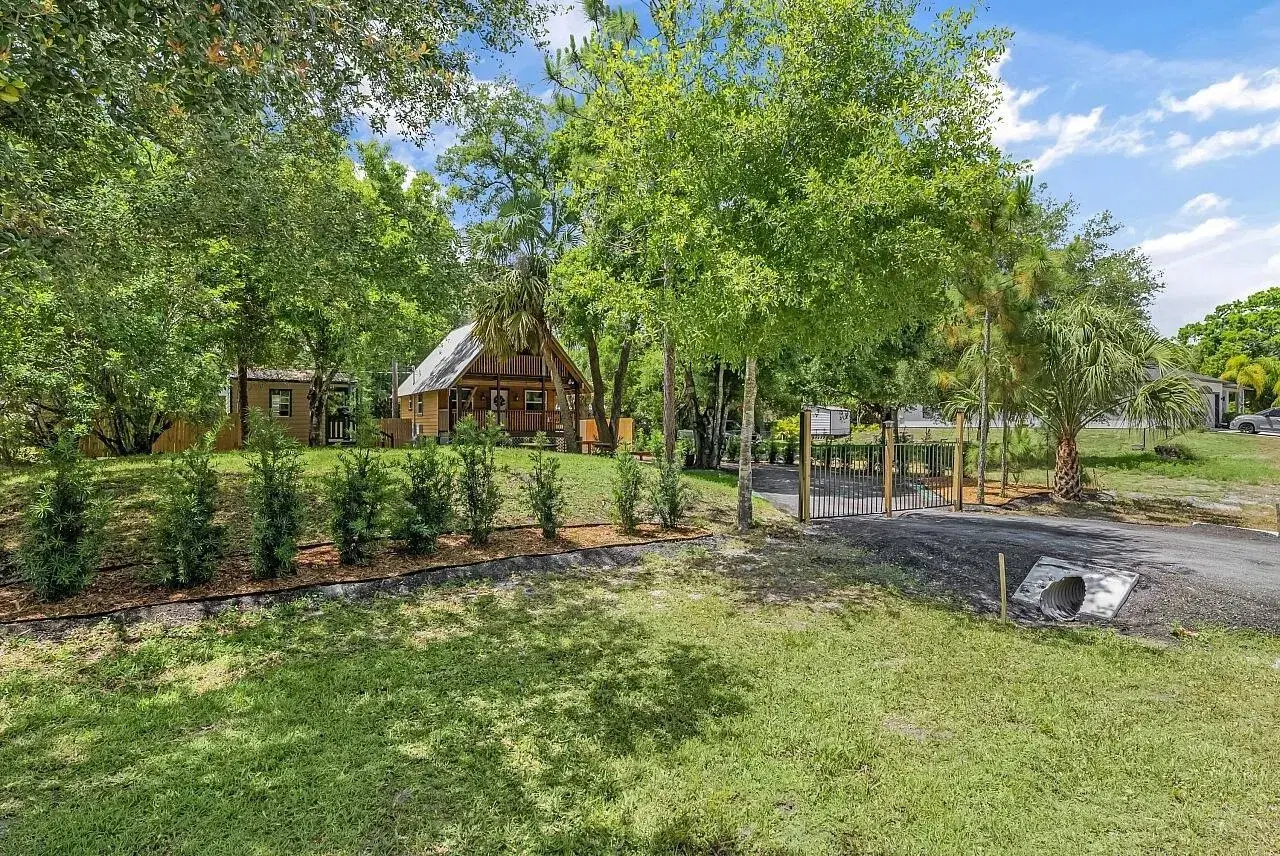 Picture of 8665 104Th Court, Vero Beach, FL 32967