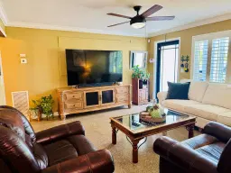 Picture of 136 SW 11Th Avenue, Boynton Beach, FL 33435