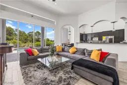 Picture of 1201 Belgrave St, Fort Myers, FL 33913