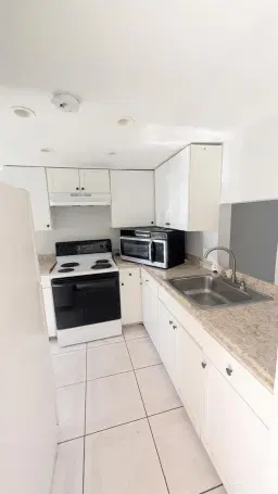Picture of 2800 Georgia Avenue G44, West Palm Beach, FL 33405