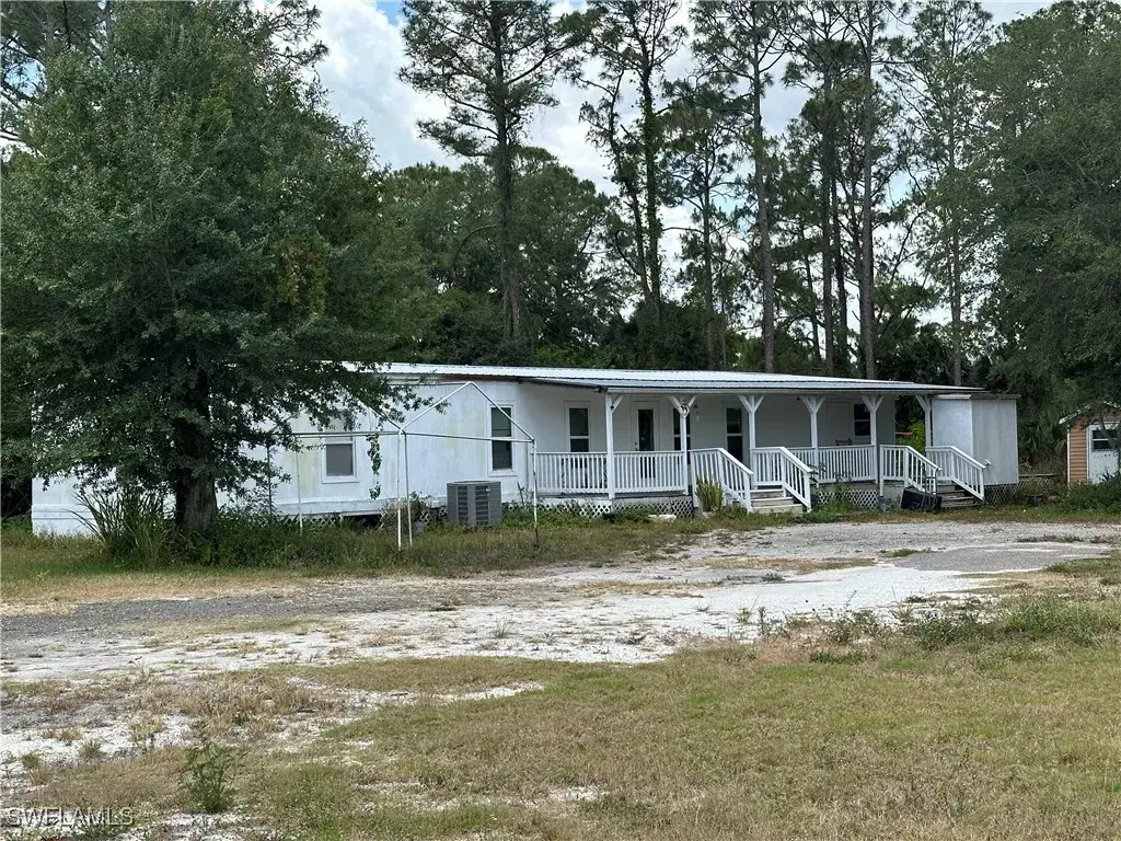 Picture of 2280 Phillips Rd, Fort Denaud, FL 33935