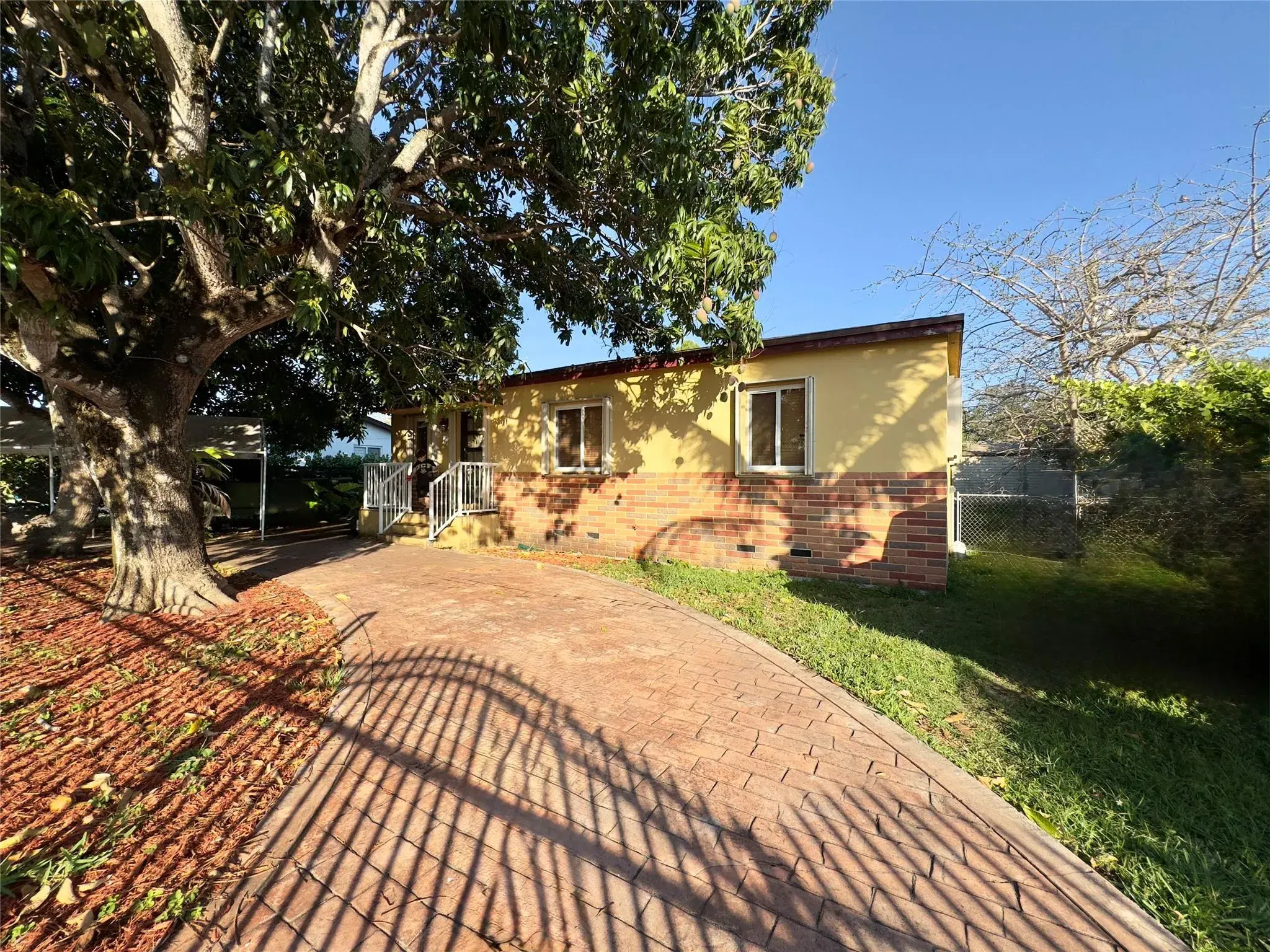 Picture of 7370 SW 19Th Street Rd, Miami, FL 33155