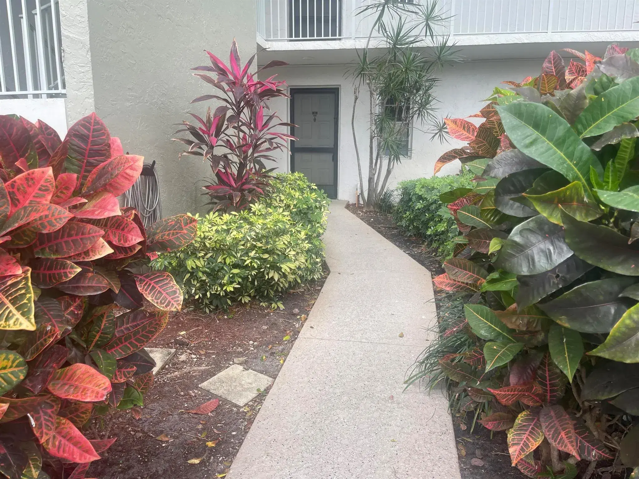 Picture of 2230 N Cypress Bend Drive 101, Pompano Beach, FL 33069