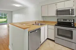 Picture of 2230 N Cypress Bend Drive 101, Pompano Beach, FL 33069