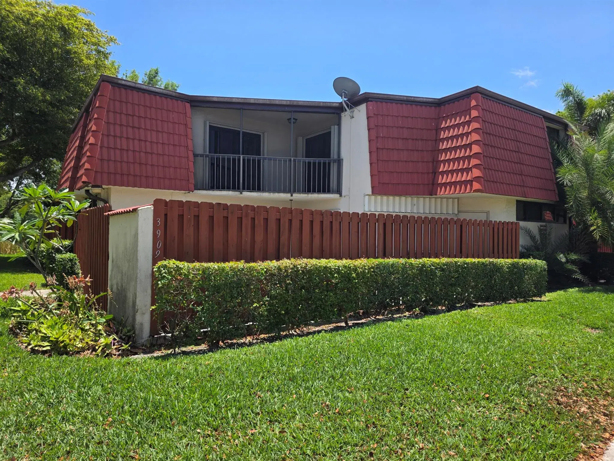 Picture of 3909 Victoria Drive, West Palm Beach, FL 33406