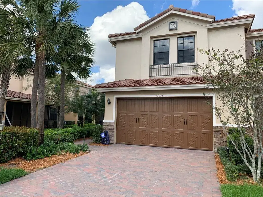 Picture of 13023 Riverwalk S Cir 13023, Plantation, FL 33325