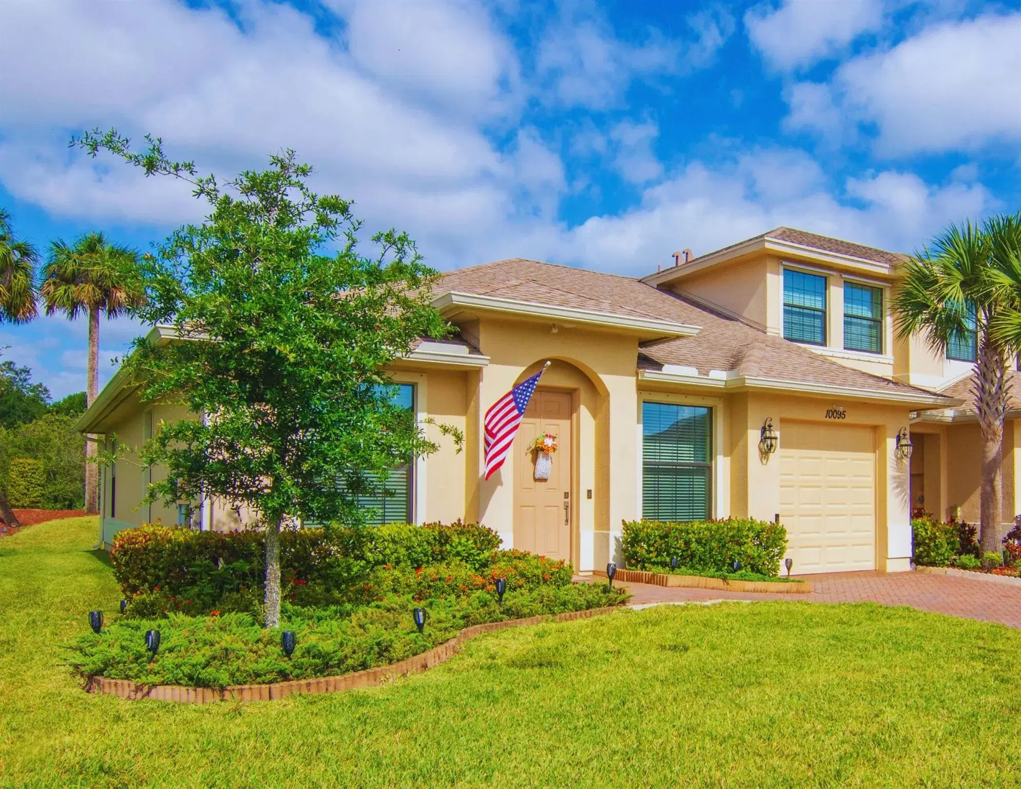 Picture of 10095 W Villa Cir 10095, Vero Beach, FL 32966