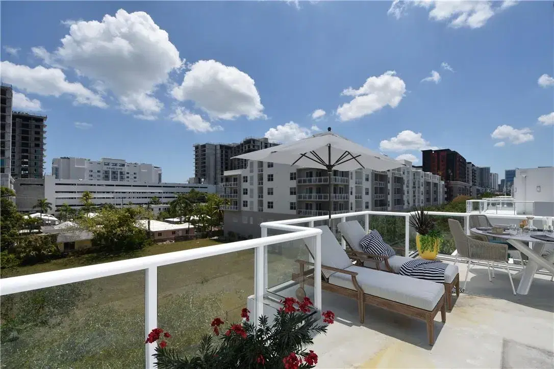 Picture of 783 NE 4Th Ave 6, Fort Lauderdale, FL 33304
