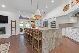 Picture of 1021 NW 93Rd Ter, Plantation, FL 33322