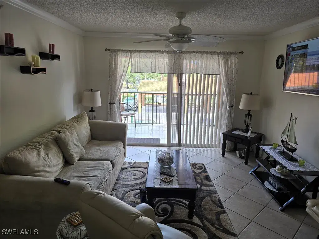 Picture of 1210 Wildwood Lakes Blvd 203, Naples, FL 34104