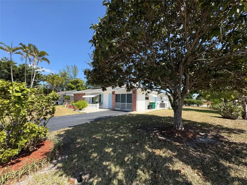Picture of 9212 NW 81St Ct, Tamarac FL 33321