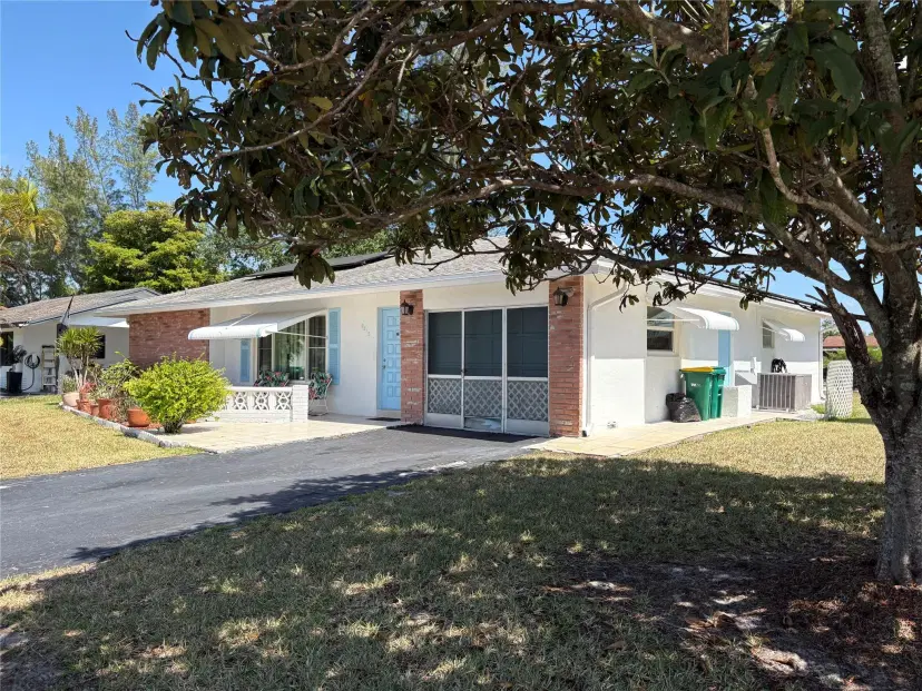 Picture of 9212 NW 81St Ct, Tamarac FL 33321