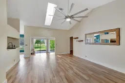 Picture of 5065 Arbor Glen Cir, Lake Worth, FL 33463