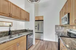 Picture of 5065 Arbor Glen Cir, Lake Worth, FL 33463