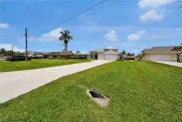 Picture of 20620 Park Pl, Estero, FL 33928