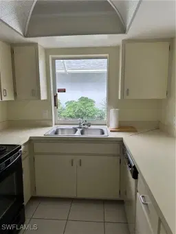Picture of 13745 Downing Ln 2, Fort Myers, FL 33919