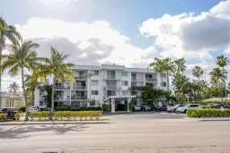 Picture of 917 N Flagler 312 Drive N 312, West Palm Beach, FL 33401