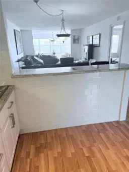 Picture of 9540 Sunrise Lakes Blvd 308, Sunrise, FL 33322