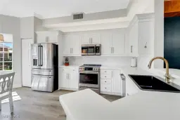 Picture of 410 Bayfront Pl 2503, Naples, FL 34102