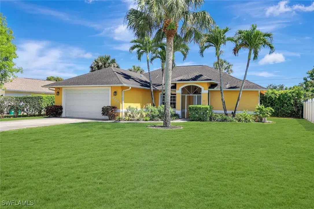 Picture of 4200 29Th Pl Sw, Naples, FL 34116