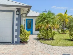 Picture of 168 Village Cir 9, Labelle, FL 33935