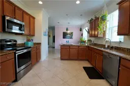 Picture of 2536 Laurentina Ln, Cape Coral, FL 33909