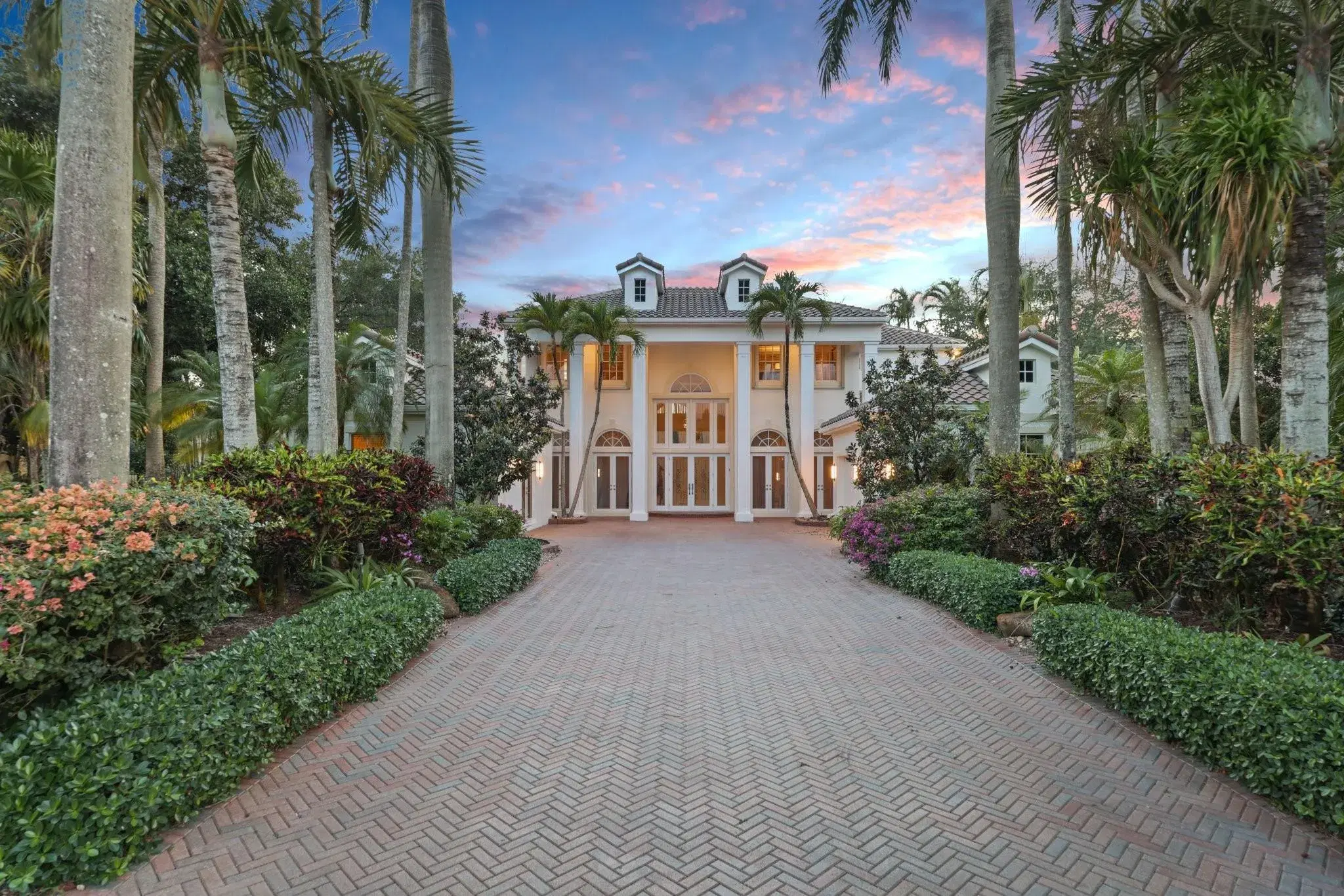 Picture of 2753 W Stonebrook Cir, Davie, FL 33330