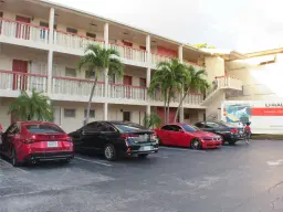 Picture of 4731 NW 10Th Ct 206, Plantation, FL 33313