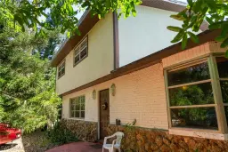 Picture of 616 Sanctuary Rd, Naples, FL 34120