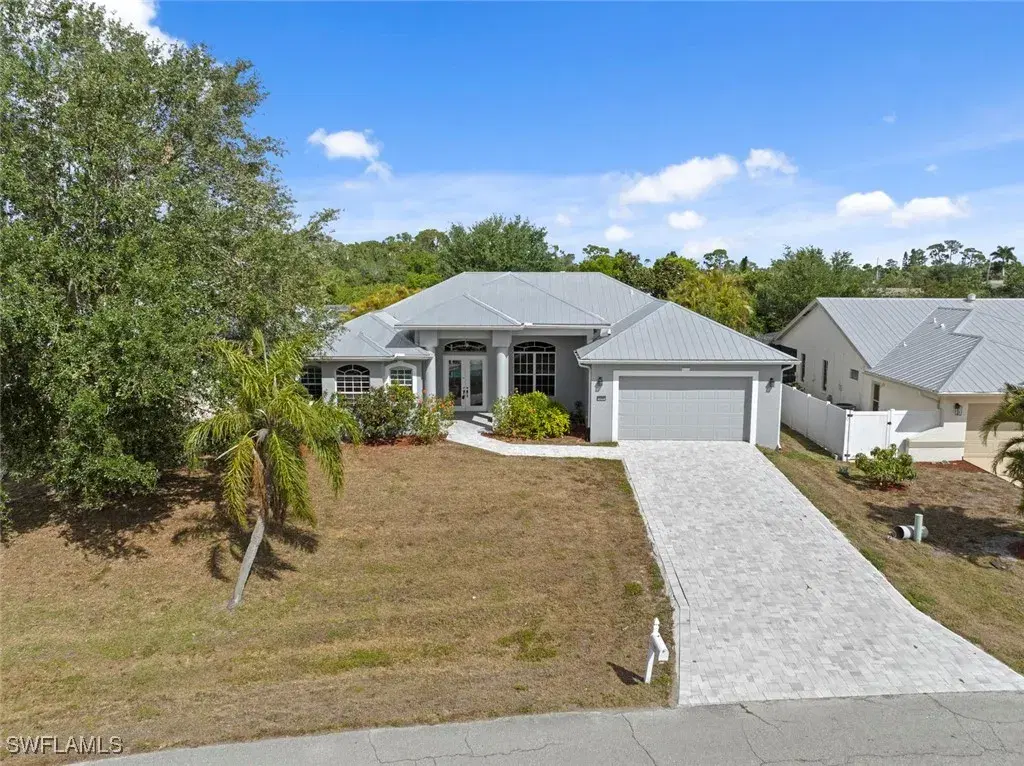 Picture of 15461 River Cove Ct, North Fort Myers, FL 33917