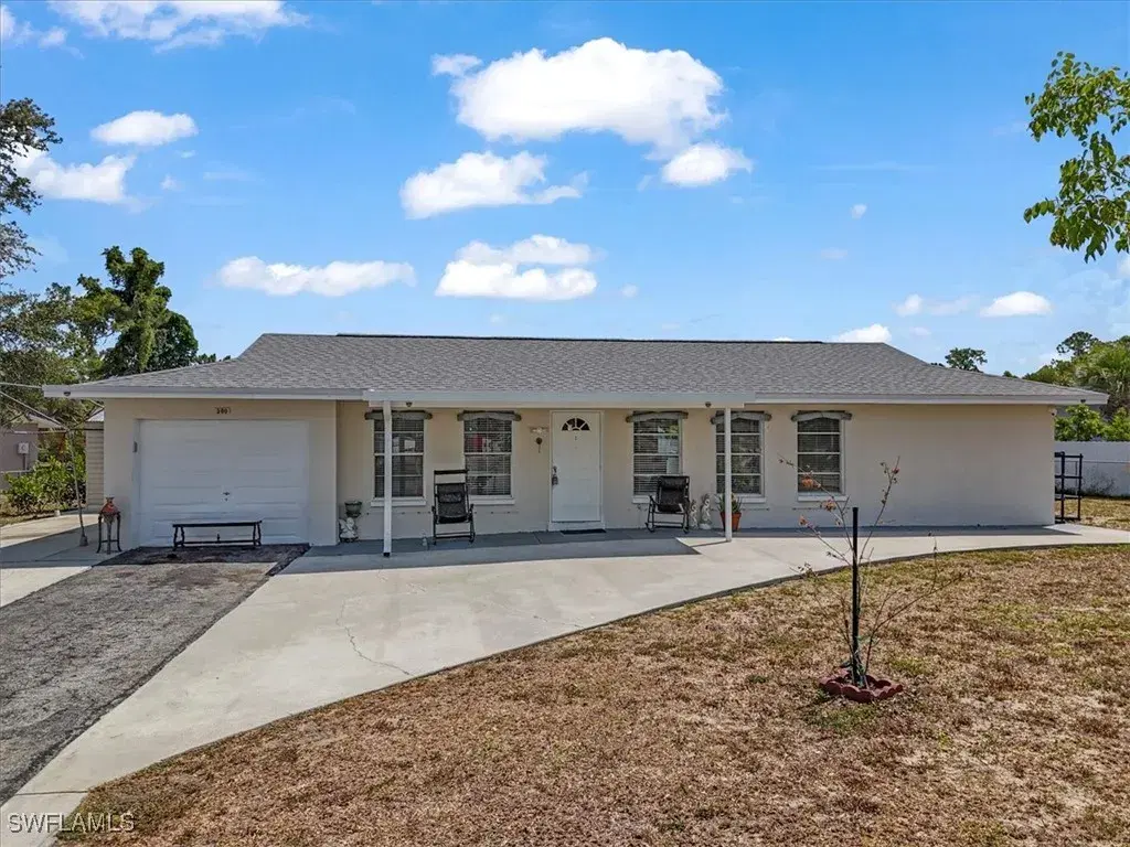 Picture of 300 Schoolside Dr, Lehigh Acres, FL 33936