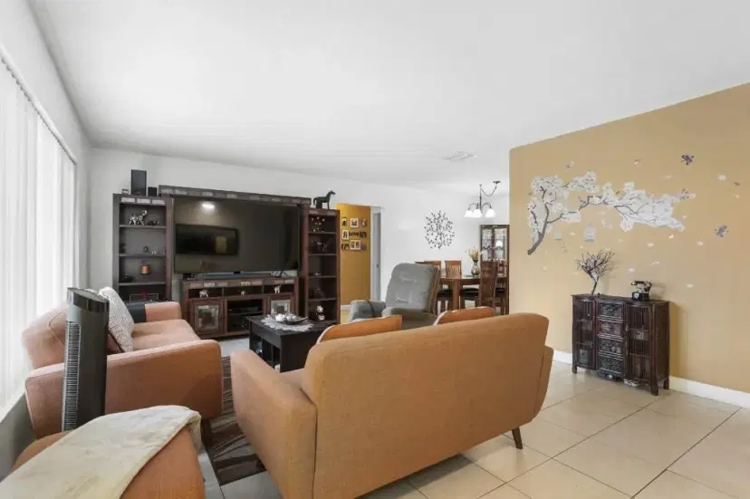 Picture of 6704 NW 72Nd St, Tamarac FL 33321