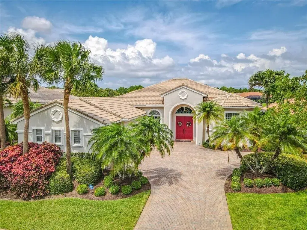 Picture of 6945 SE Bay Hill Dr, Stuart, FL 34997