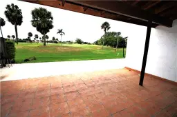Picture of 7445 Bay Hill Dr 7445, Hialeah, FL 33015