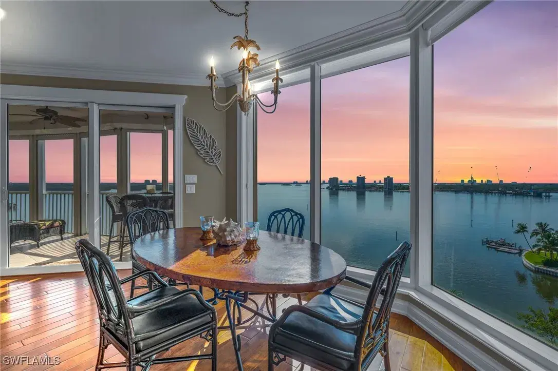 Picture of 4137 Bay Beach Ln 585, Fort Myers Beach, FL 33931