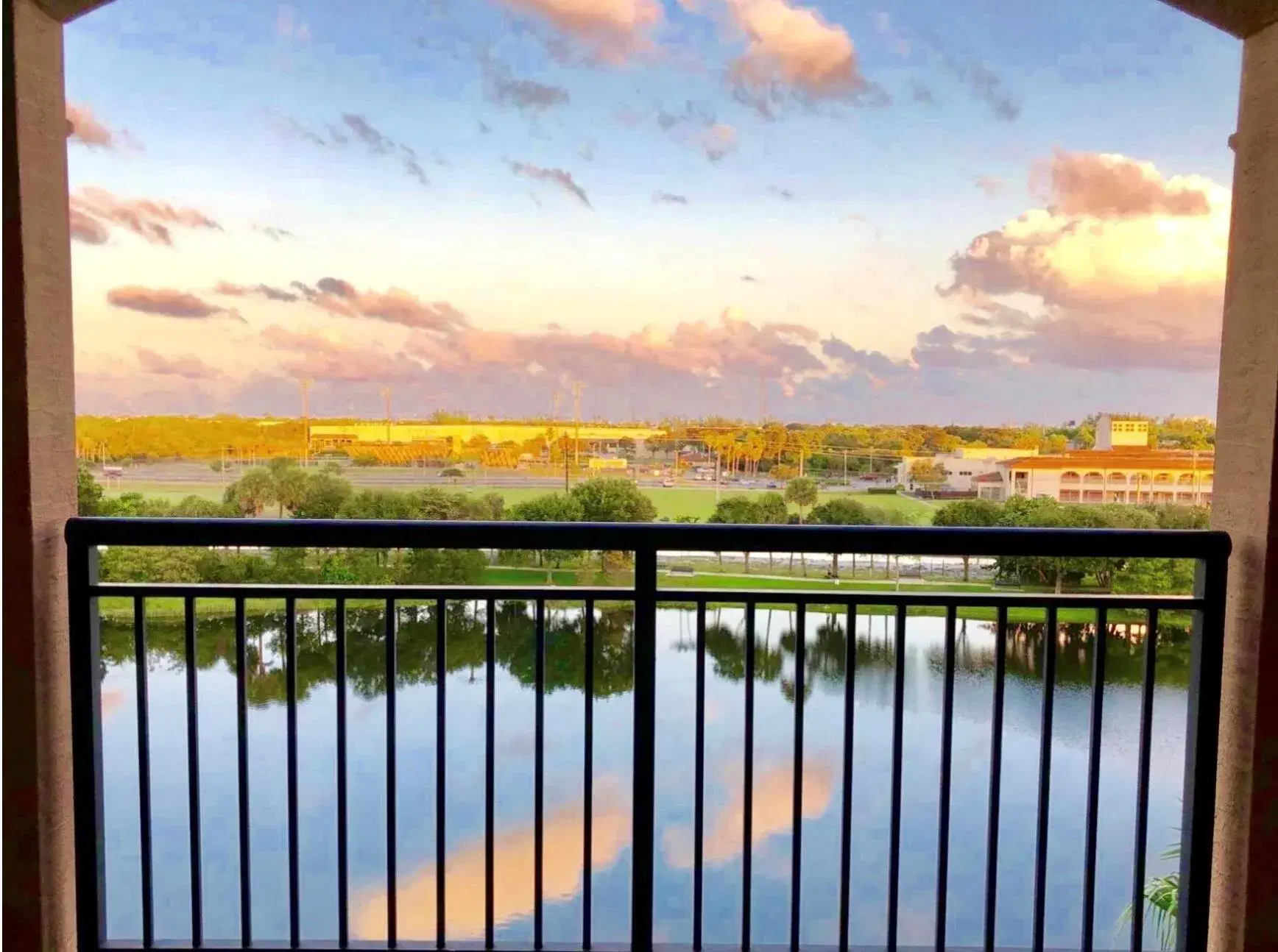 Picture of 1660 Renaissance Commons Boulevard 2608, Boynton Beach, FL 33426